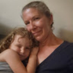 Meet your Posher, Maify